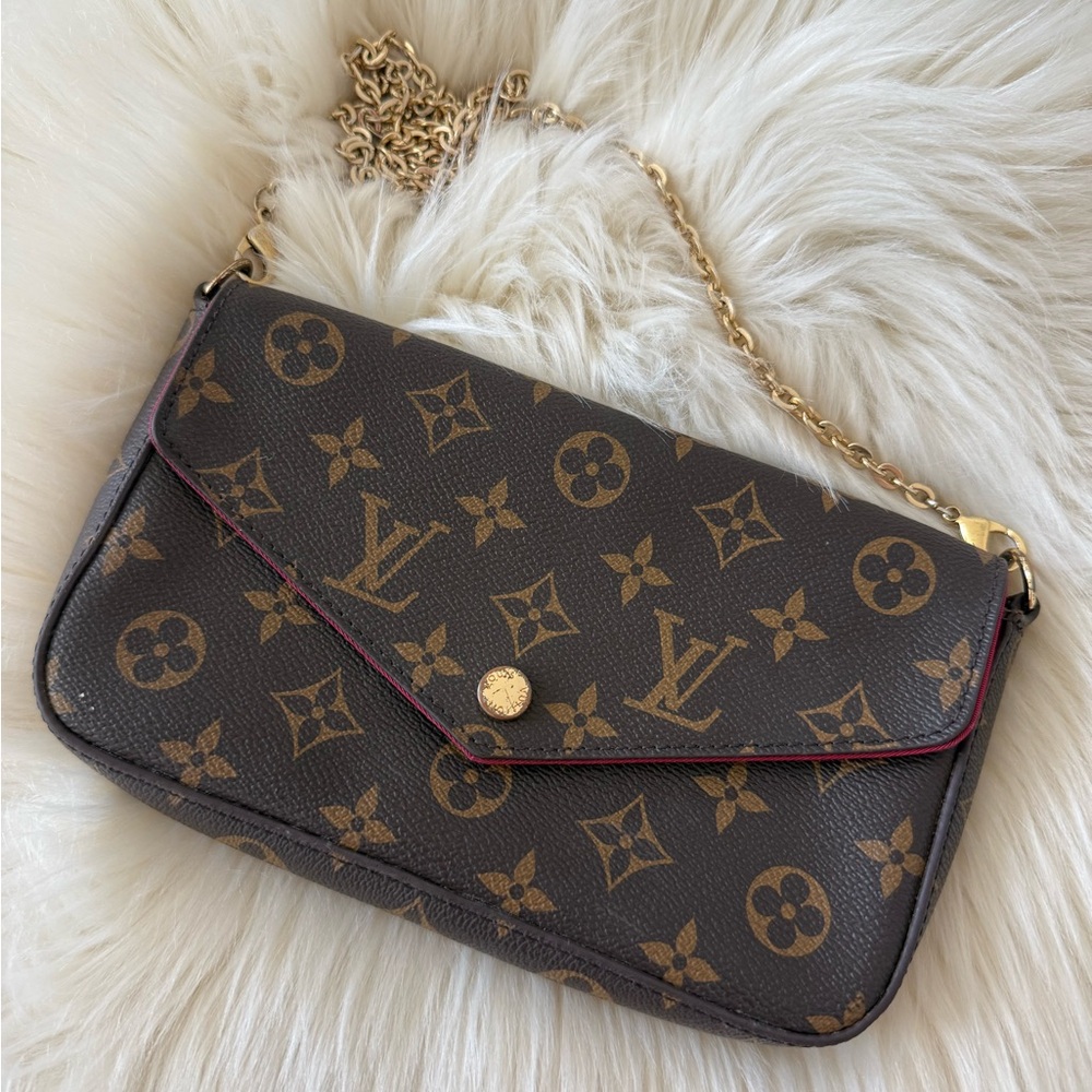 L V purse